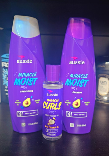 Aussie miracle moist shampoo - aussie,